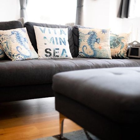 Seaview, Luxury Apartment, 2 Min Walk To Porth Beach New Quay Exterior foto