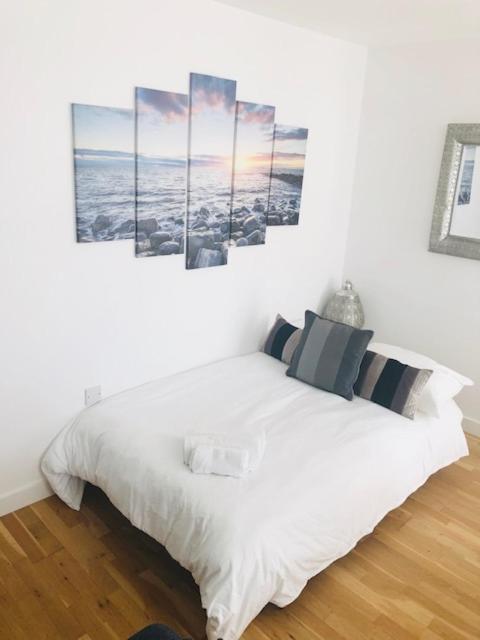 Seaview, Luxury Apartment, 2 Min Walk To Porth Beach New Quay Exterior foto