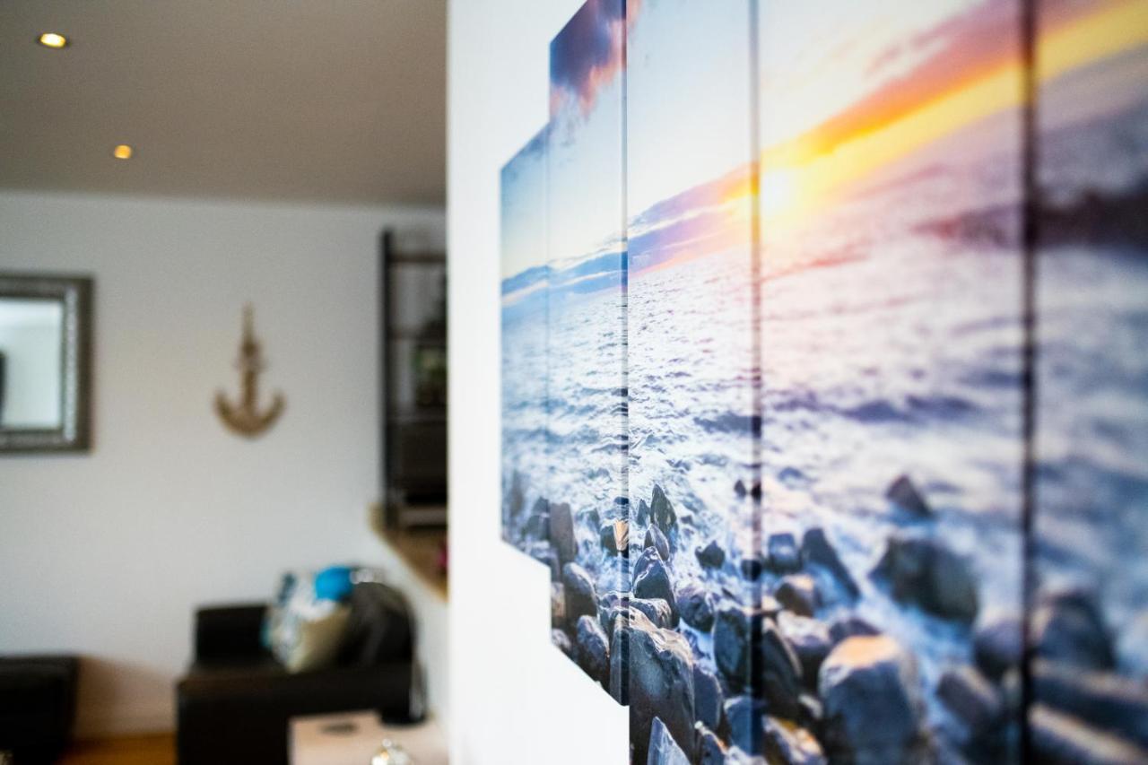 Seaview, Luxury Apartment, 2 Min Walk To Porth Beach New Quay Exterior foto