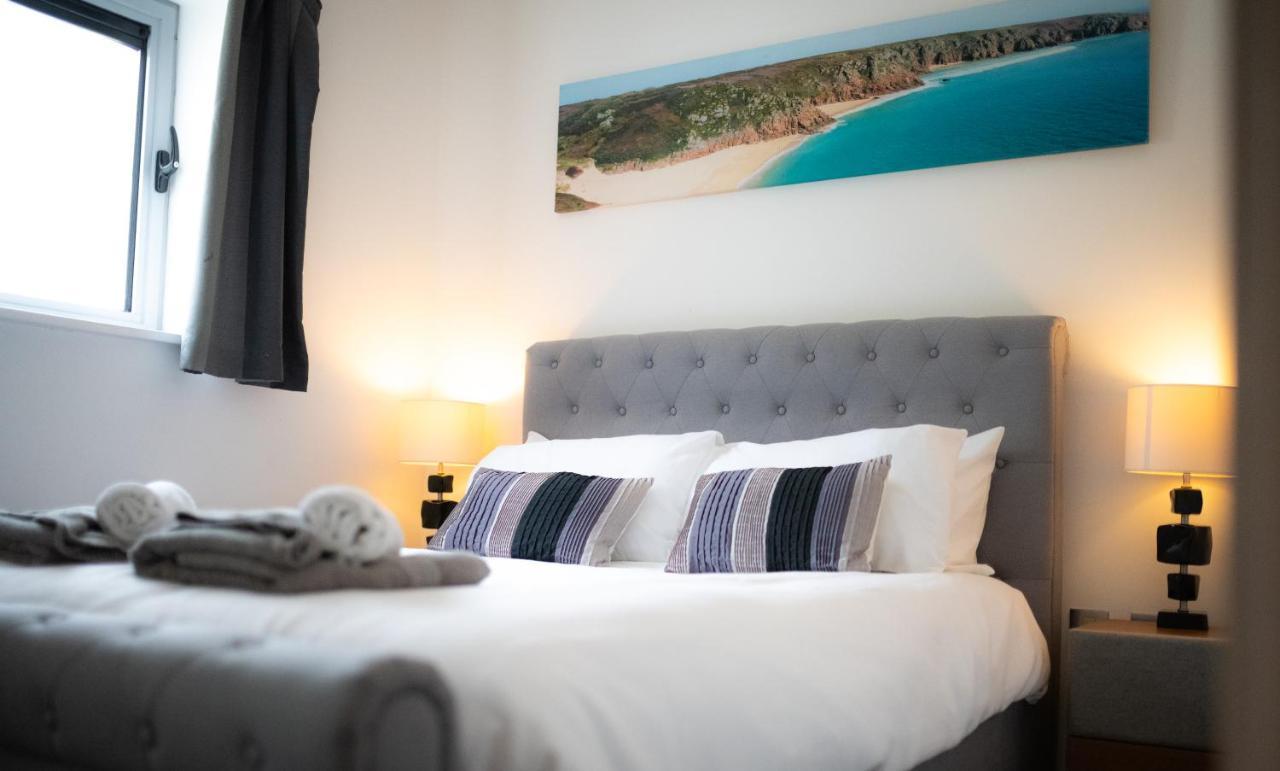 Seaview, Luxury Apartment, 2 Min Walk To Porth Beach New Quay Exterior foto